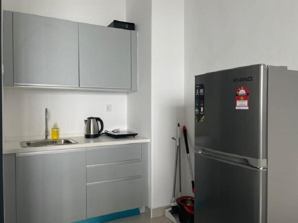 Apartment Austin 18, Friendly Sky By Antlerzone *