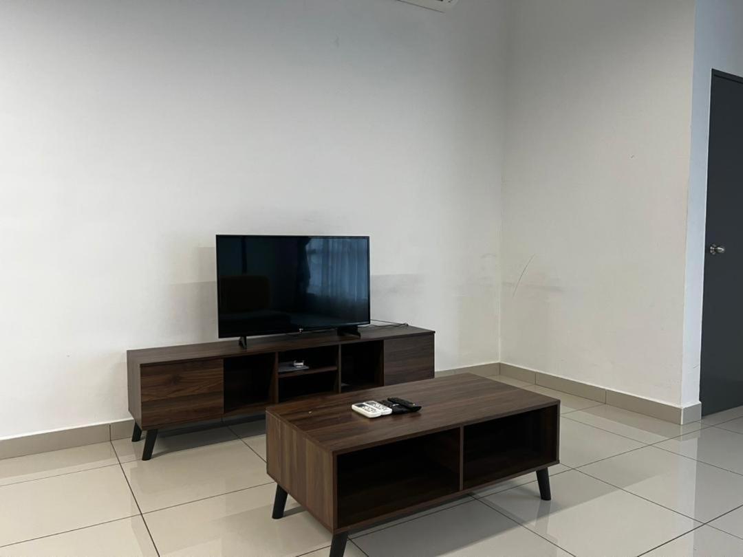 Apartment Austin 18, Friendly Sky By Antlerzone *